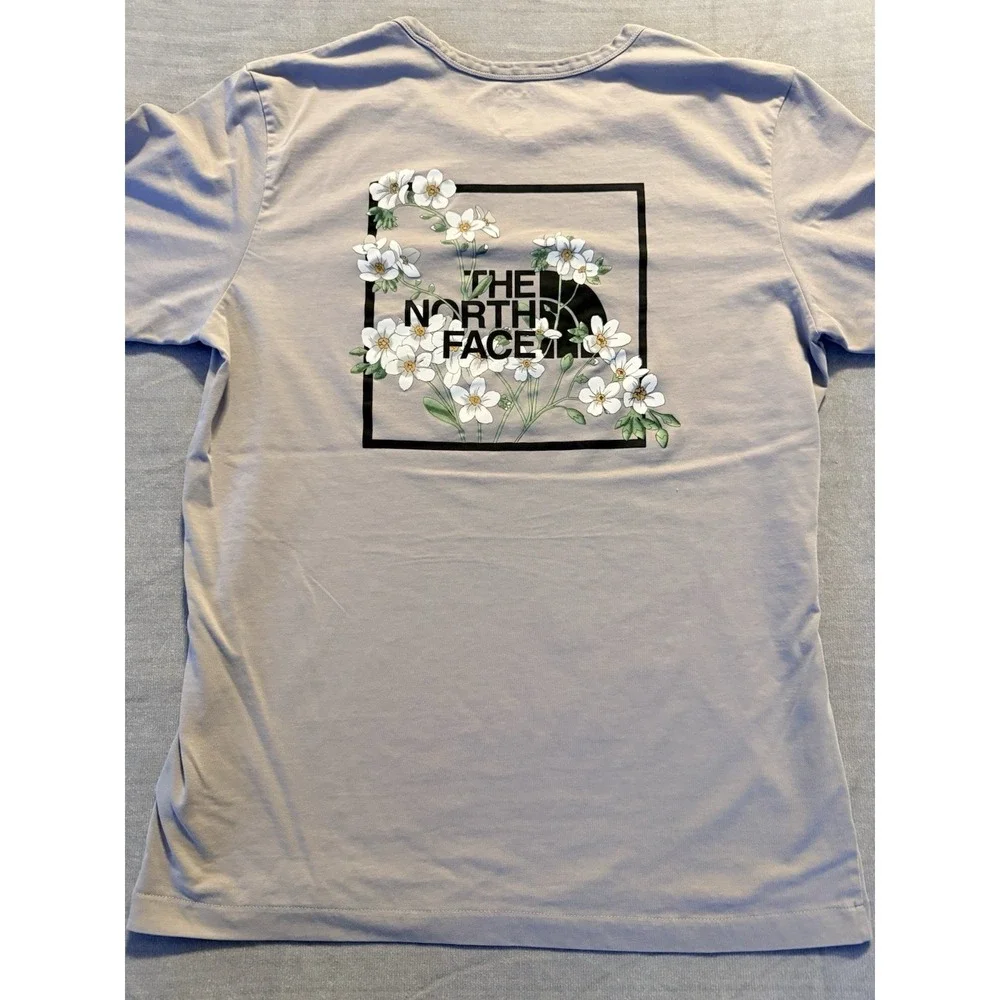 The North Face Men's L Gray Floral Logo T-Shirt Recycled Material‎
